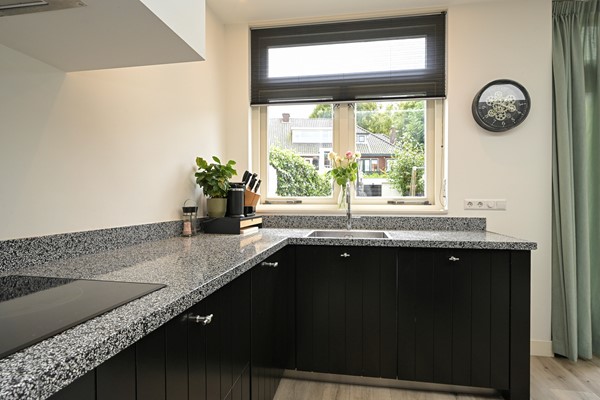 Medium property photo - Koningin Wilhelminalaan 80, 2264 BN Leidschendam